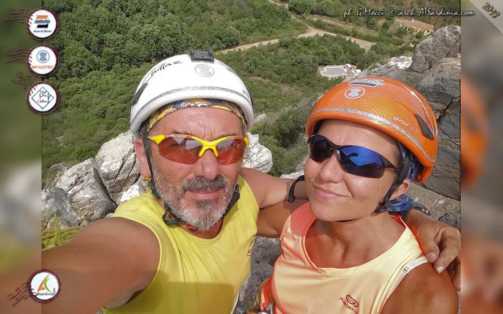 Self timer in cima alla via